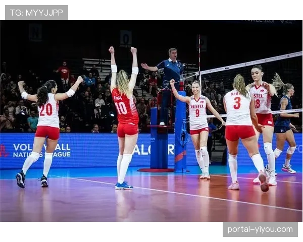 【2026年4月CBA联赛边路渗透与传中效率趋势·赛后·消息季后赛战报:上海久事凭借全场紧逼造成对手24次失误,赢得系列赛赛点 【2026年4月CBA联赛边路渗透与传中效率趋势·赛后·消息季后赛战报:上海久事凭借全场紧逼造成对手24次失误,赢得系列赛赛点